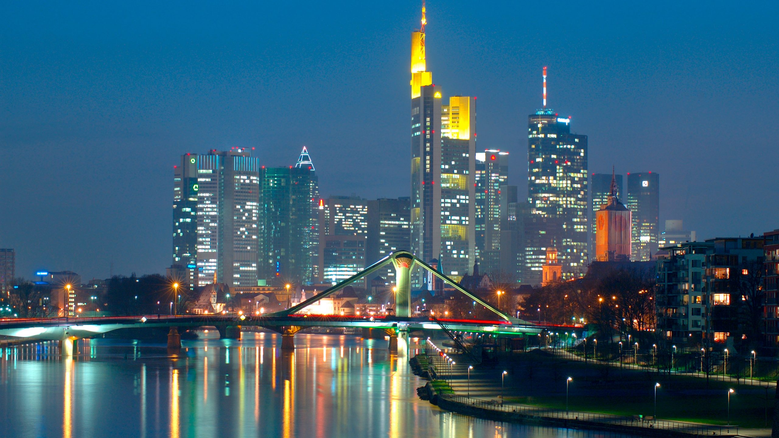 Du visar för närvarande Frankfurt am Main – Tysklands ledande finansstad