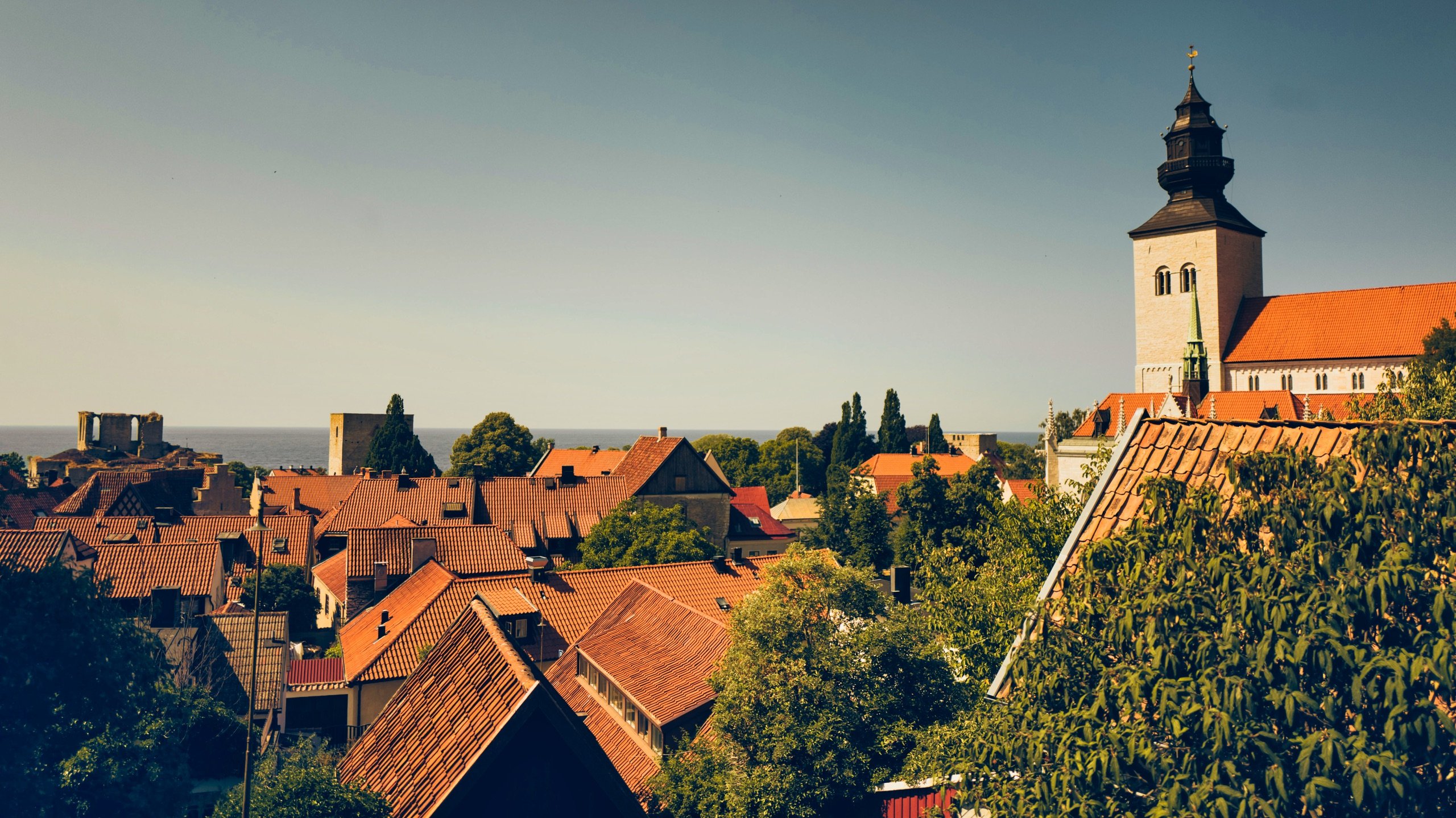 Du visar för närvarande Visby – En vackert belägen muromgärdad medeltidsstad